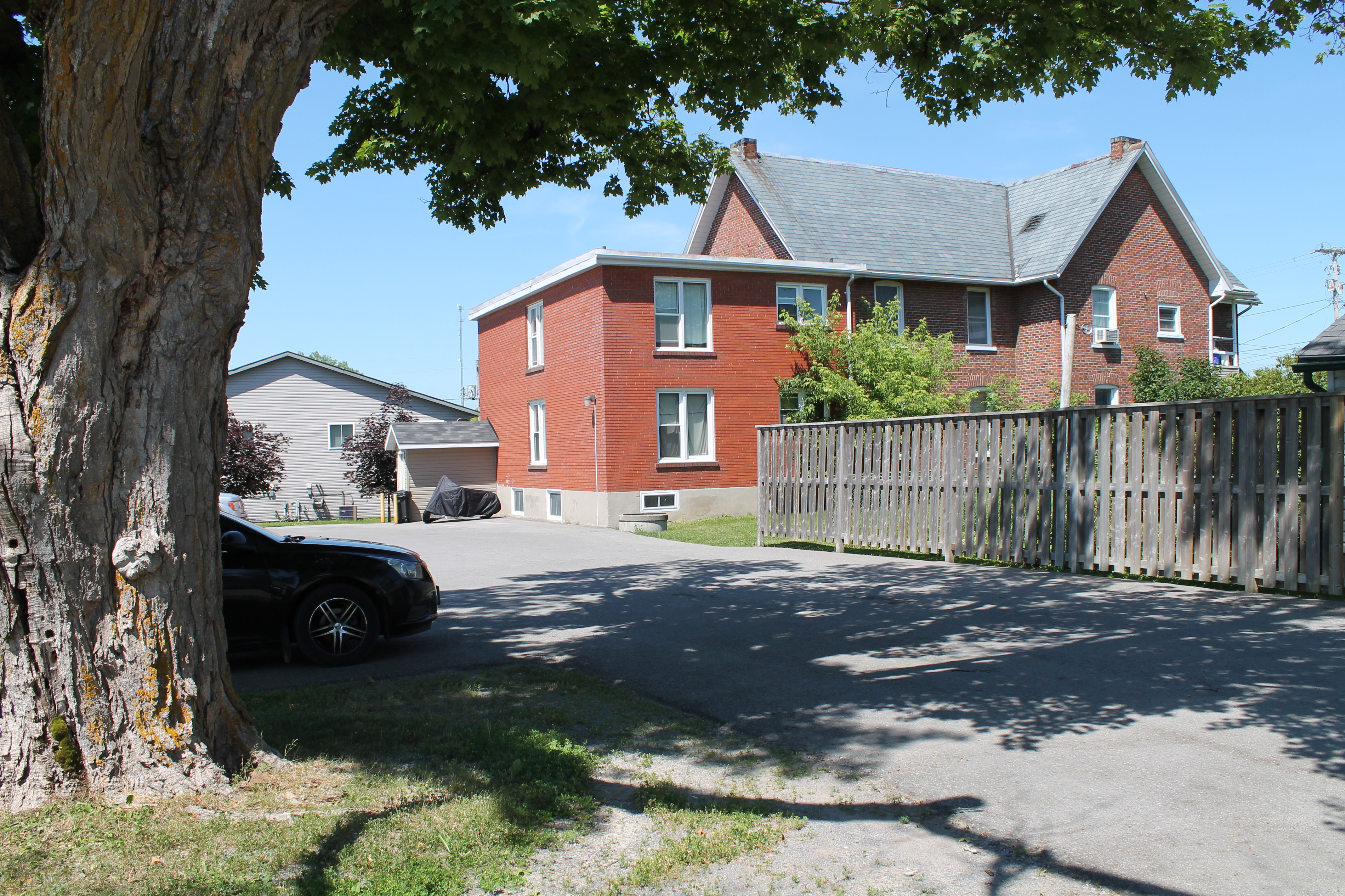 10 William Avenue, Frankford, ON, Canada + INCOME PROPERTY